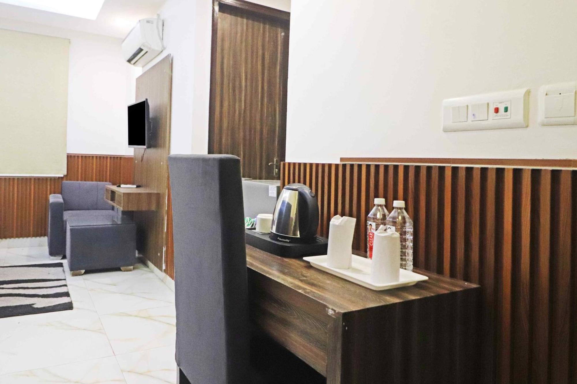 Hotel Mayda Prime Near Delhi Airport Új-Delhi Kültér fotó
