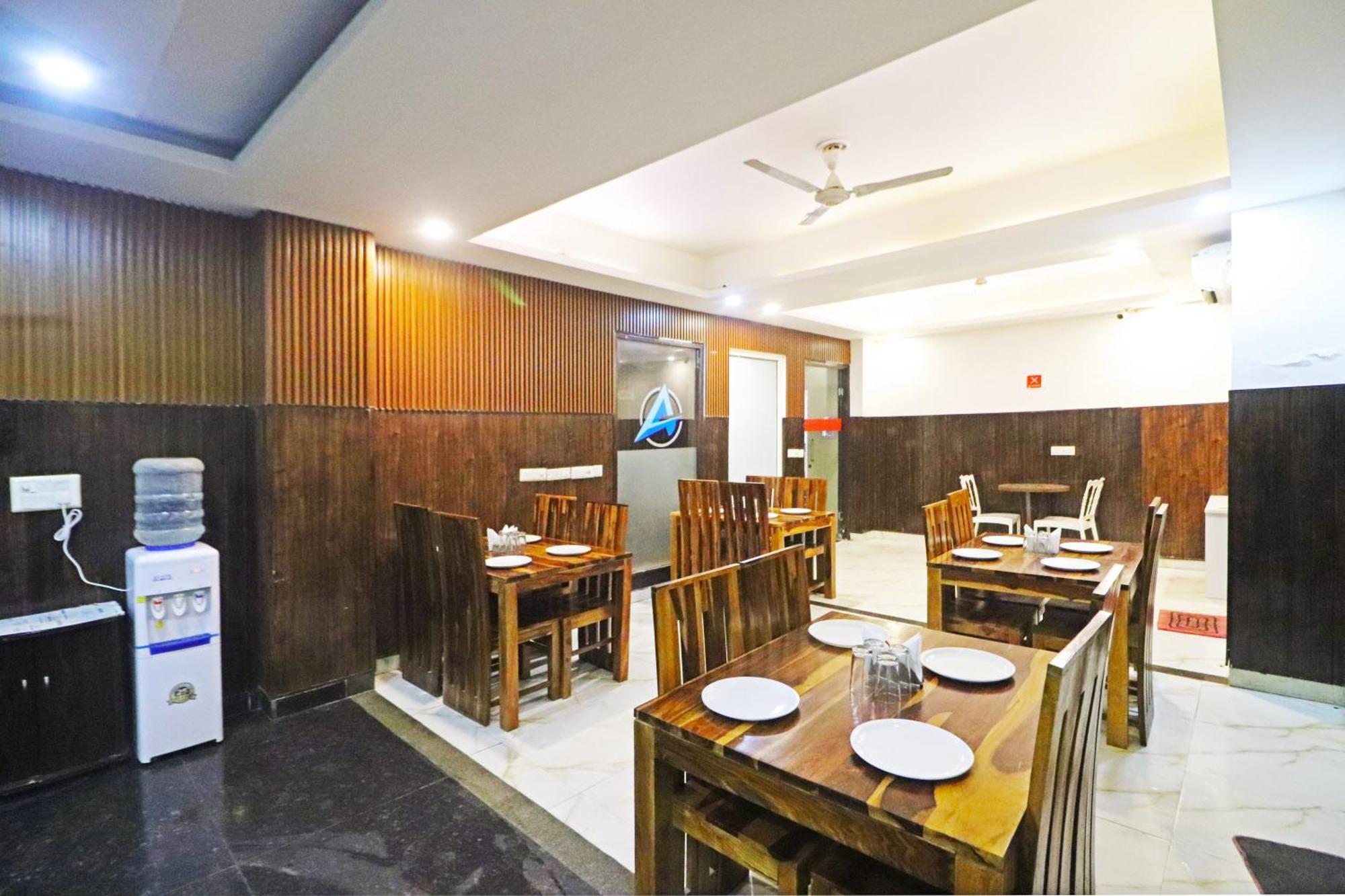 Hotel Mayda Prime Near Delhi Airport Új-Delhi Kültér fotó