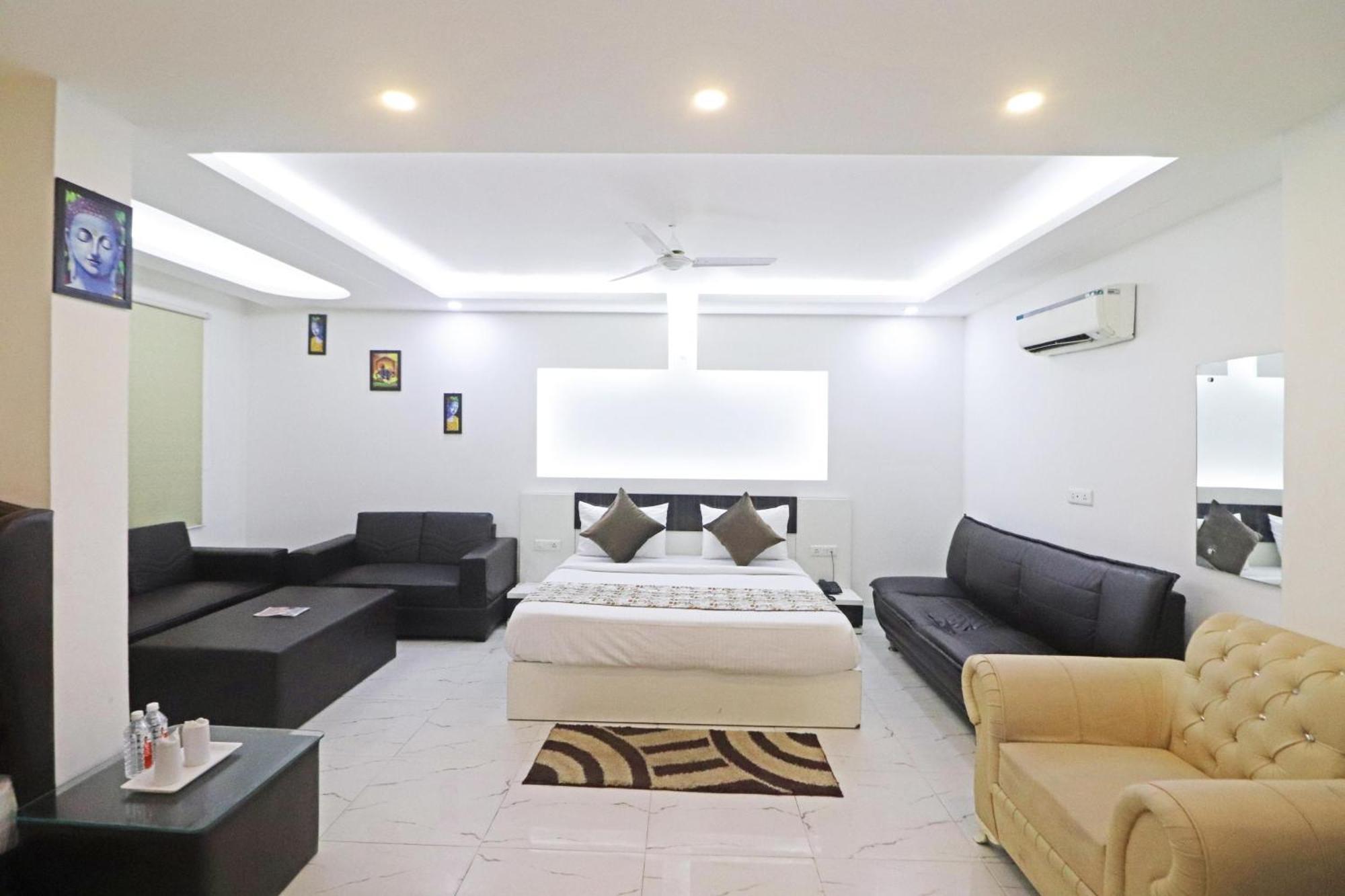 Hotel Mayda Prime Near Delhi Airport Új-Delhi Kültér fotó